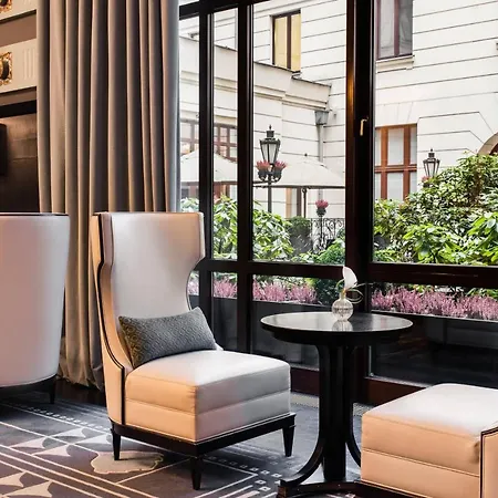 מלון Bristol, A Luxury Collection Hotel,