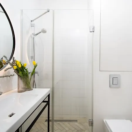 Apartman Centrum Pawia Deluxe- W Studiu Wentylator-fan