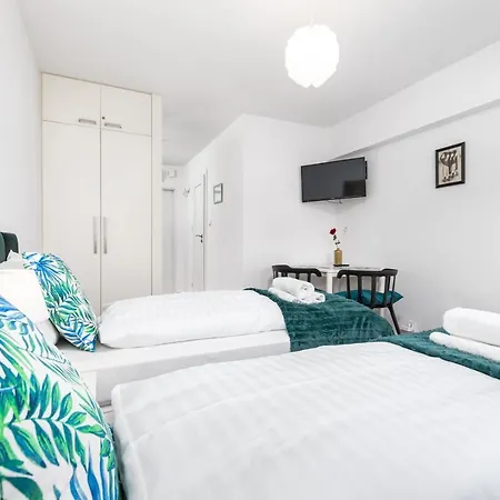 Apartament Broniewskiego 24a By Homeprime