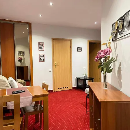 Helvetia - Private And Bed & Breakfast Warsaw