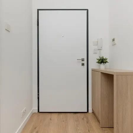 Wola Pet-friendly With Ac Slawinska By Renters * 华沙