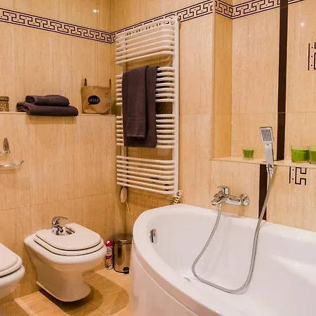 Halby Luxury Chmielna 73b Varsovia