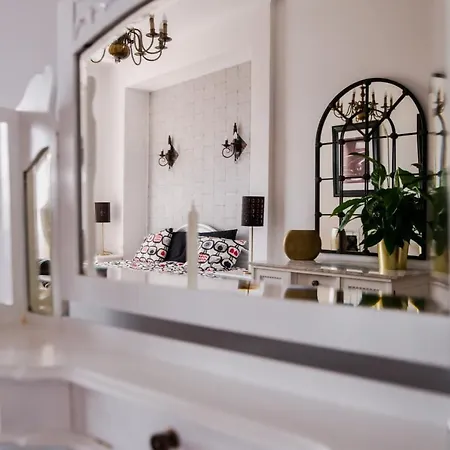 Halby Luxury Chmielna 73b Pensión Varsovia