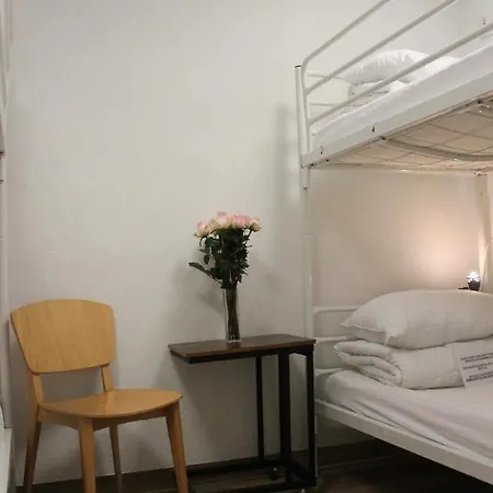 Ostello Centrum Private & Dorms *