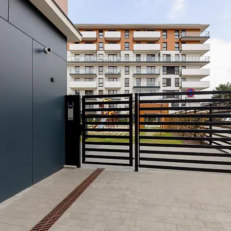 Turquoise Near The Royal Lazienki By Renters * ורשה