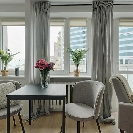 Urban Oasis Private With Palace Of Culture View アパート
