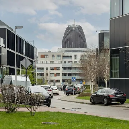 Trendy & Spacious 3-room Wilanow By Renters Apartmán *