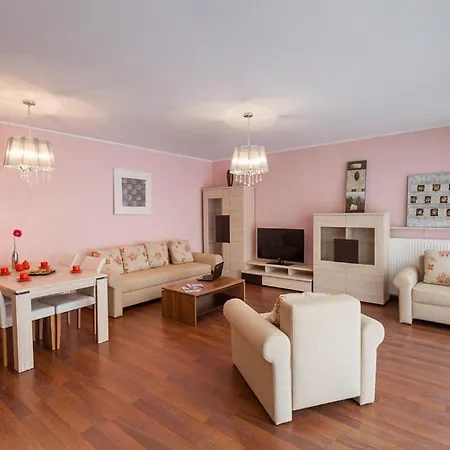 City Aparthotel Wola Hotel apartamentowy