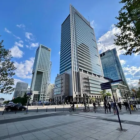 K22 Muzeum Centrum 아파트 *