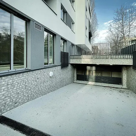 Wiosenny Kamienica Grochow With Free Parking Apartament Warszawa
