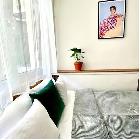 Oomph Modern With Balcony * Warsaw