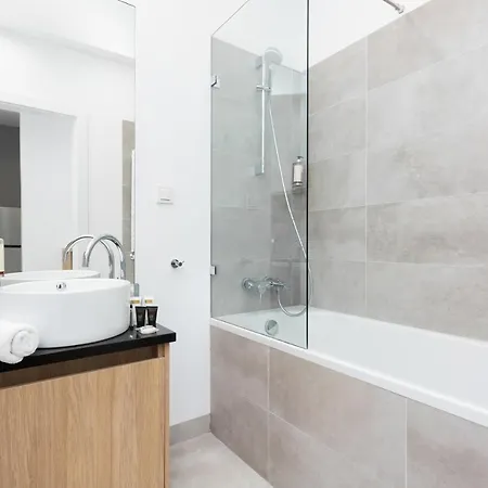 Wola Pet-friendly With Ac Slawinska By Renters 公寓 *