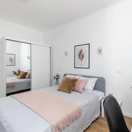 Superapart Nowolipki 23, Unwind In Urban Chic Appartement *