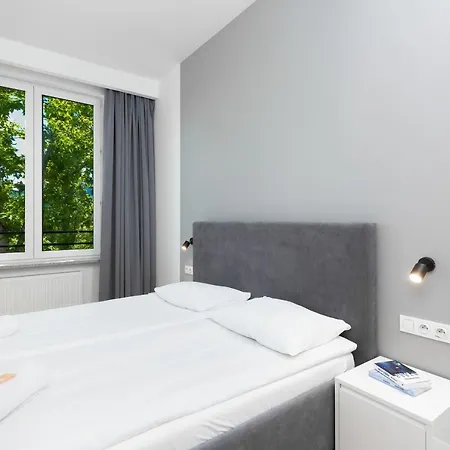 Wola Pet-friendly With Ac Slawinska By Renters 公寓