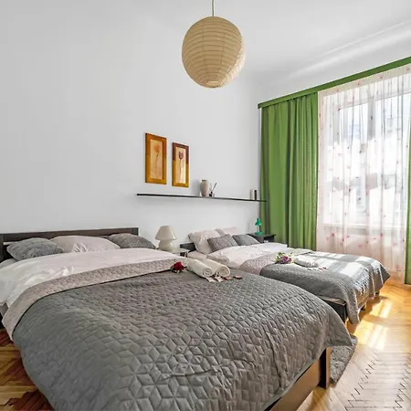 Plac Zbawiciela Spacious - Location, Metro 200m, 53m2 - By Rentujemy アパート