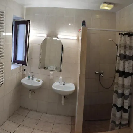 Stroma Guest Varsovia