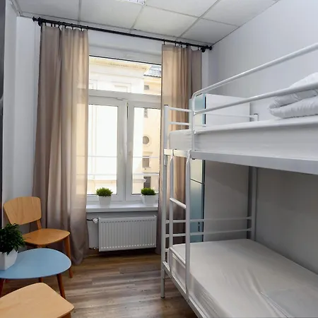 Centrum Private & Dorms Ostello