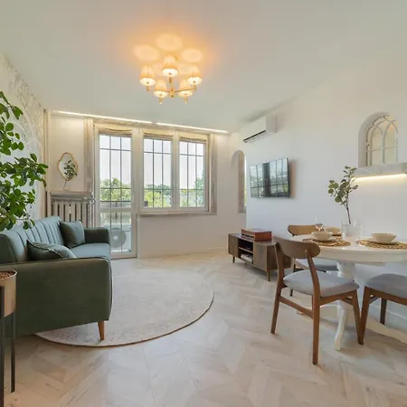 Apartment Artistic Pearl Mokotow, Piwarskiego 11 Warsaw