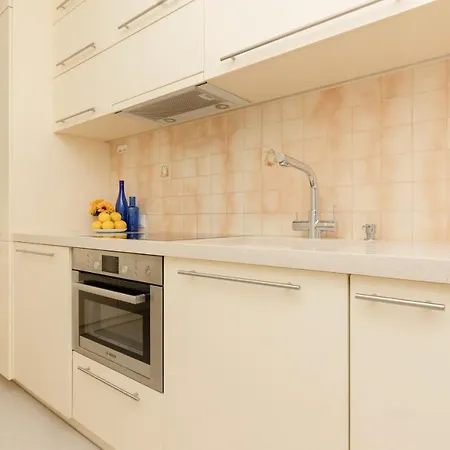 Center Zurawia By Renters Διαμέρισμα *