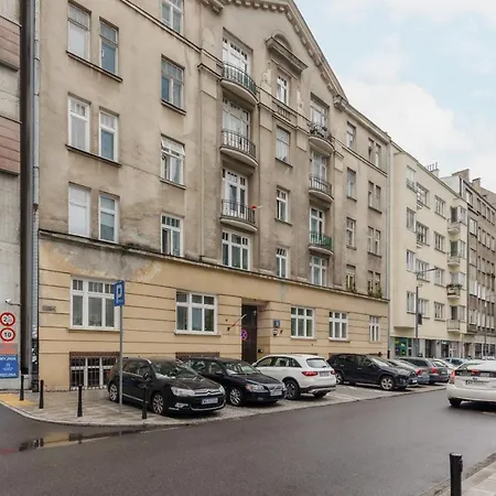 Metro Rondo Onz By Renters Appartement *