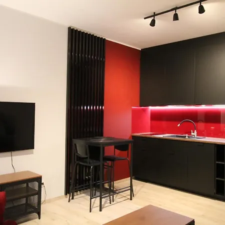 New Mona Red Апартаменты *