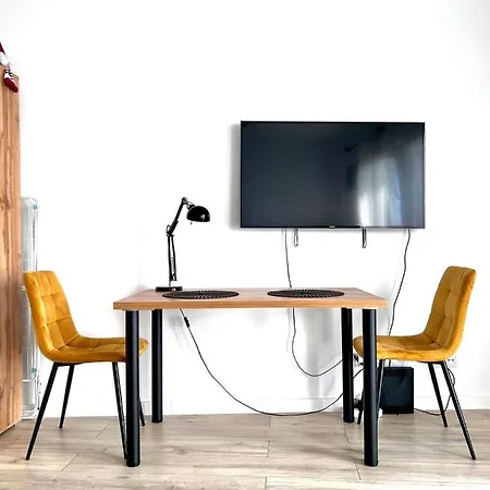 Apartament George Przy Stadionie Narodowym *