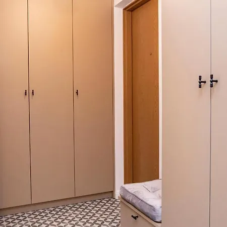 Apartament Przy Metrze Wierzbno Z Nuta Vintage