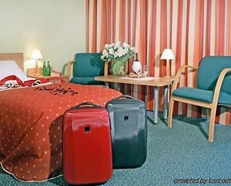 Hotel Wilanow By Desilva 3*