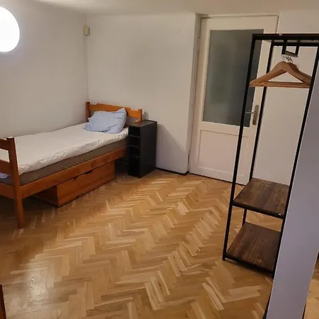 Rooms4rest Cisowa - Private For Tourists - Atr Consulting Sp, Z O,o, * Varšava