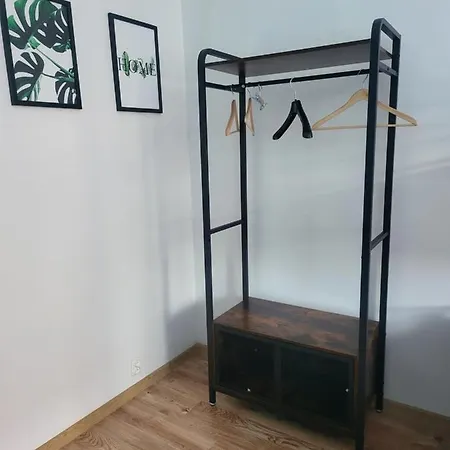 Rooms4rest Cisowa - Private For Tourists - Atr Consulting Sp, Z O,o, * Varšava