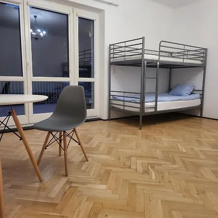 Rooms4rest Cisowa - Private For Tourists - Atr Consulting Sp, Z O,o, Hostel Varšava