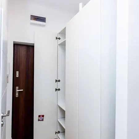 Romantyczny, Nowoczesny W Sercu Placu Zbawiciela! Apartment Warsaw