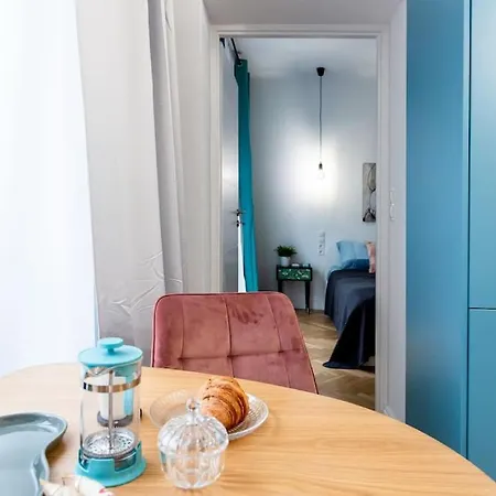 Romantyczny, Nowoczesny W Sercu Placu Zbawiciela! Apartment Warsaw