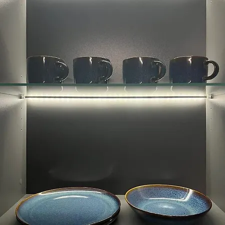 Apartment 52