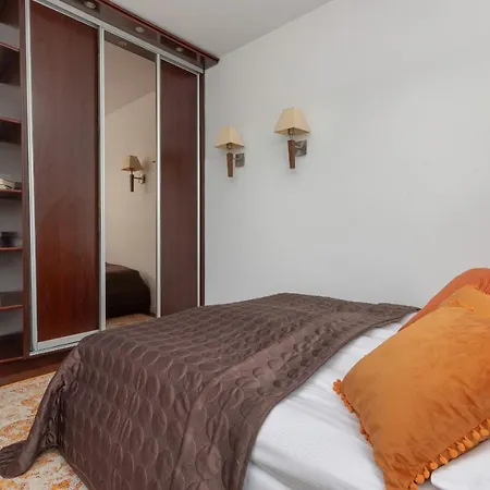 Cozy Near Airport By Renters * Warszawa