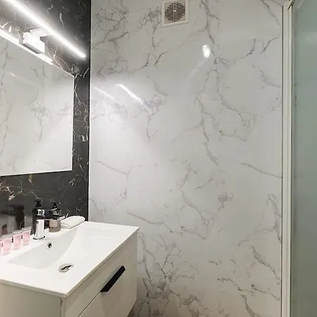 Privilage Location W Centrum Daire *