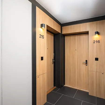 Apartamento Wiktoryn Comfortable Two-room Varsovia