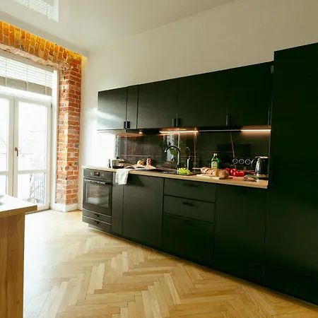 Wspolna 54a - Free Parking - Dla 6 Osob - 450 Metrow Od Dworca Centralnego I Zlotych Tarasow - Better Apartamento *
