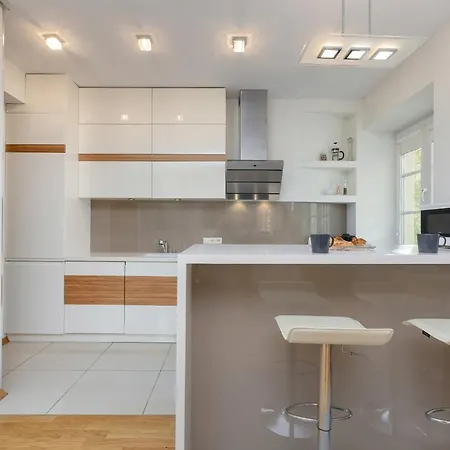 Appartement Cosy With Parking In The Centre By Renters *
