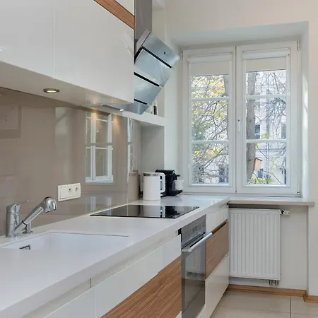 Cosy With Parking In The Centre By Renters Appartement *