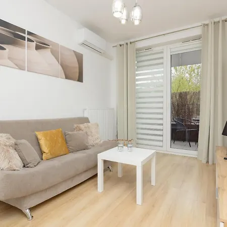 Apartamento With Ac Mokotow Business Centre By Renters Varsovia