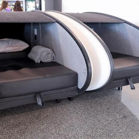 Kapselhotell Sleeping Pods Gosleep - Inside Of Chopin Airport, Non Schengen Restricted Zone After Passport Control, Near Gate 2n *