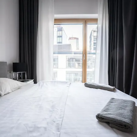 アパート Vipwarsawapartments Amber Mennica *