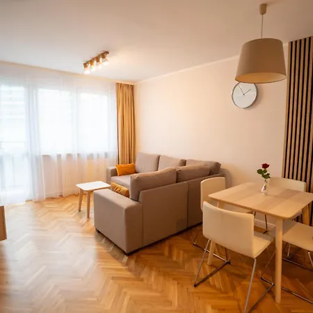 Apartman Gold 61 Varsó