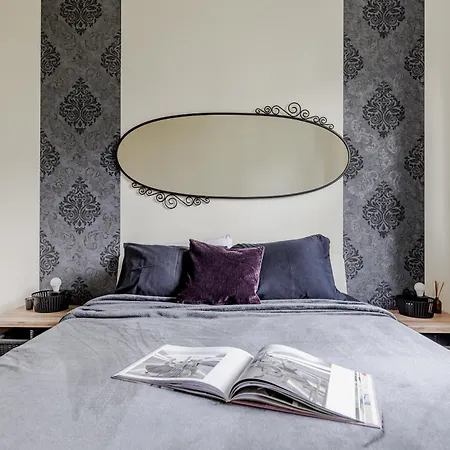 Relax&comfort New Waw 50 Sqm With Terrace, Garden, Free Parking And Ac Apartment *