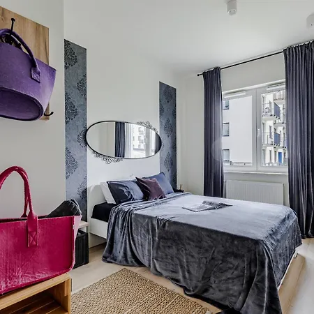 Relax&comfort New Waw 50 Sqm With Terrace, Garden, Free Parking And Ac Apartment