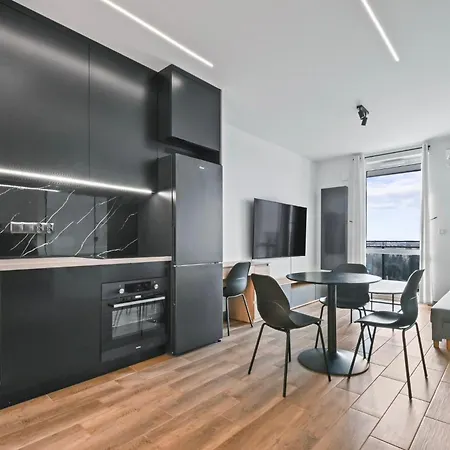 Rentplanet - Wiktoryn Varsovia
