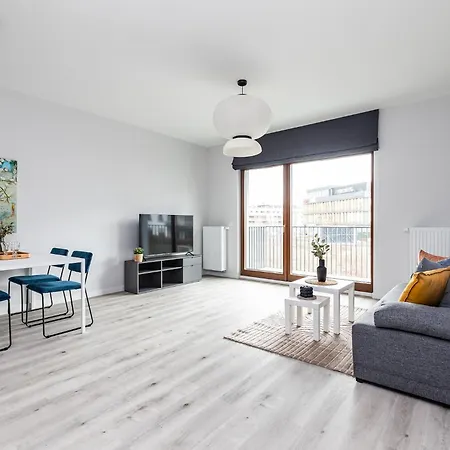 Apartament Superapart Herbu Janina 4, Wilanow, Szpital Medicover, Paley, Parking *