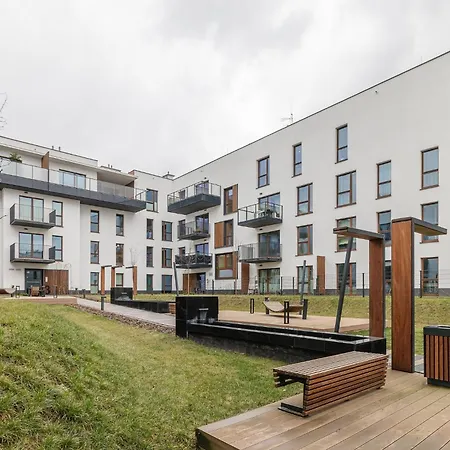 Superapart Herbu Janina 4, Wilanow, Szpital Medicover, Paley, Parking Apartament *