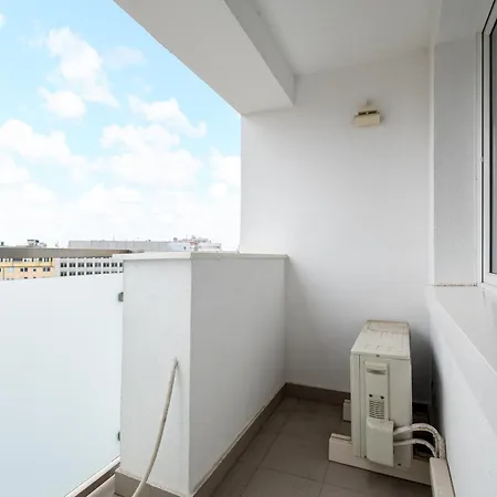 Plac Zawiszy Cosy Варшава